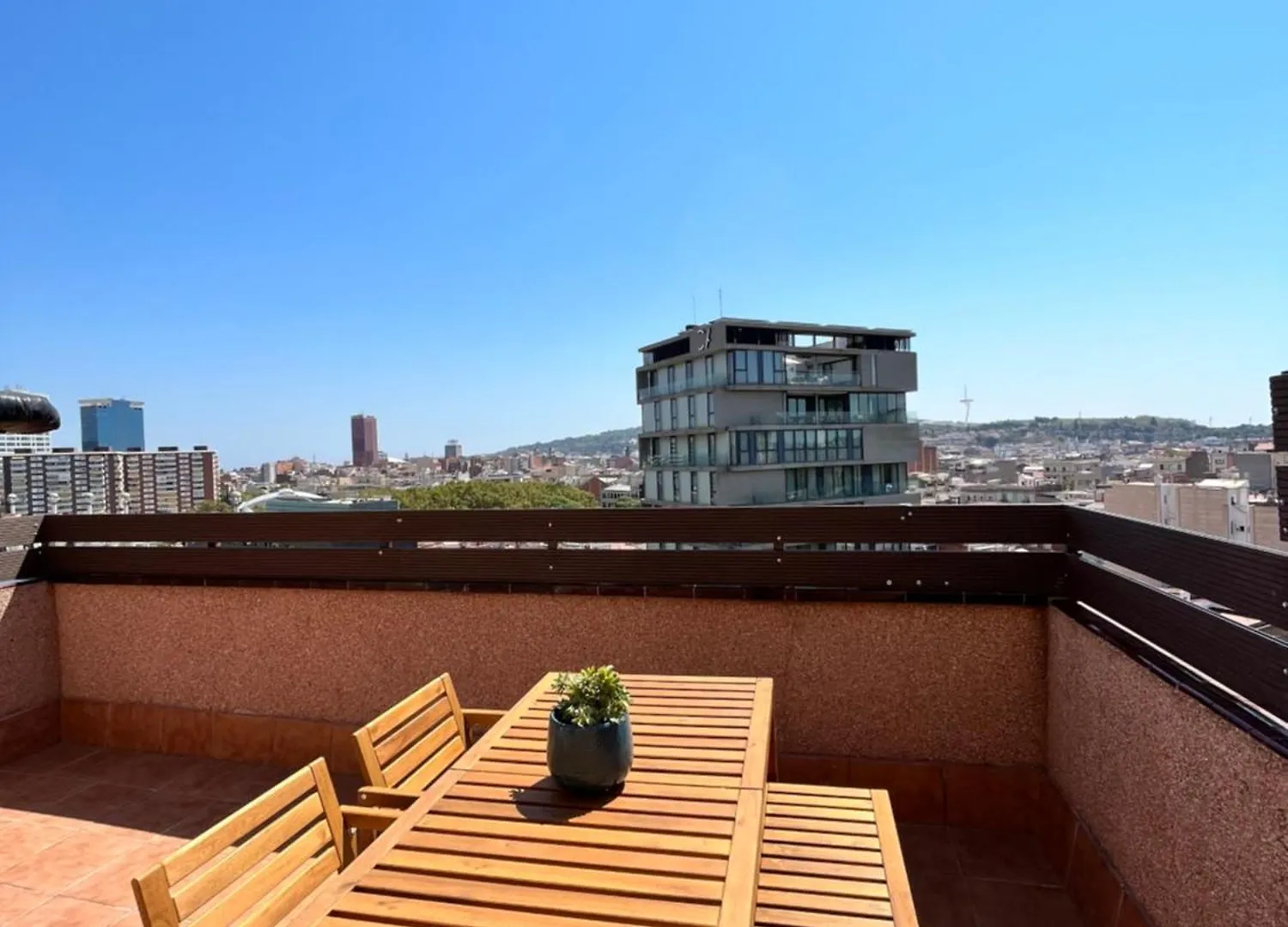 Apartments Bcn Central-Atico Sants Barcelona