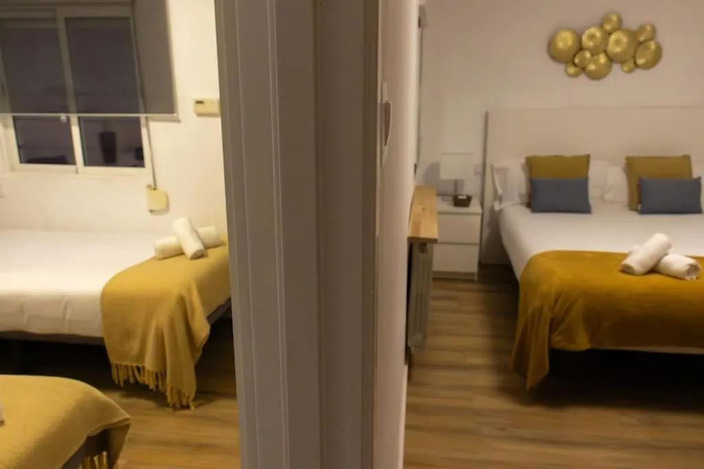 Apartments Bcn Central-Atico Sants Barcelona