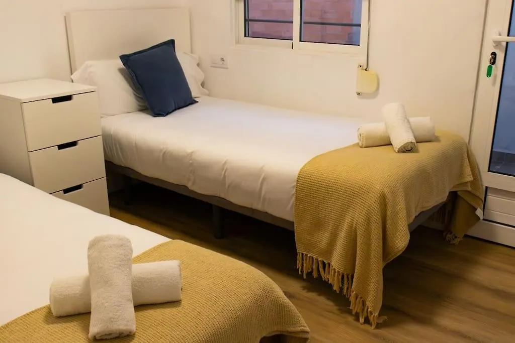 Apartments Bcn Central-Atico Sants Barcelona