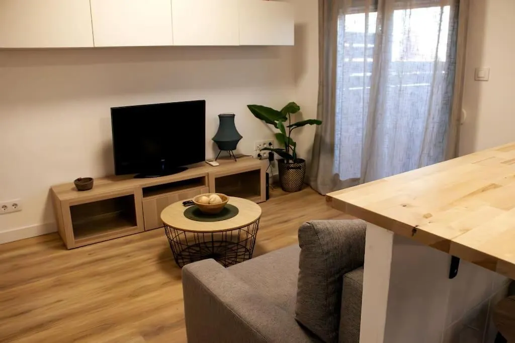 Apartments Bcn Central-Atico Sants Barcelona
